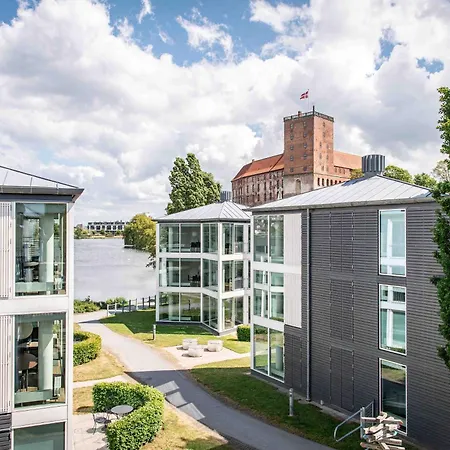 Отель Kolding Hotel Apartments