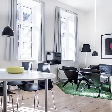 아파트먼트 호텔 4*